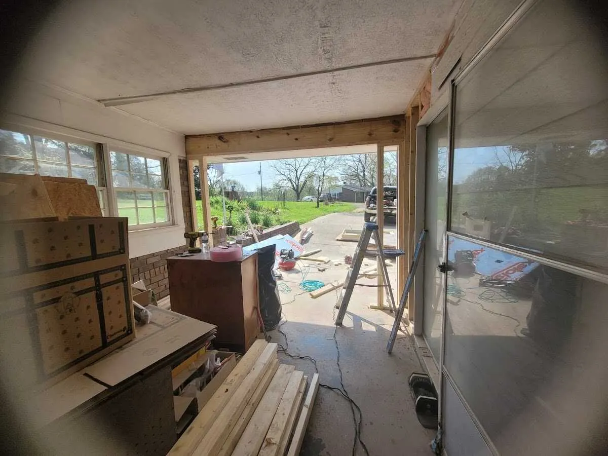 Air movers and dehumidifier for Water Mitigation Services in Willows